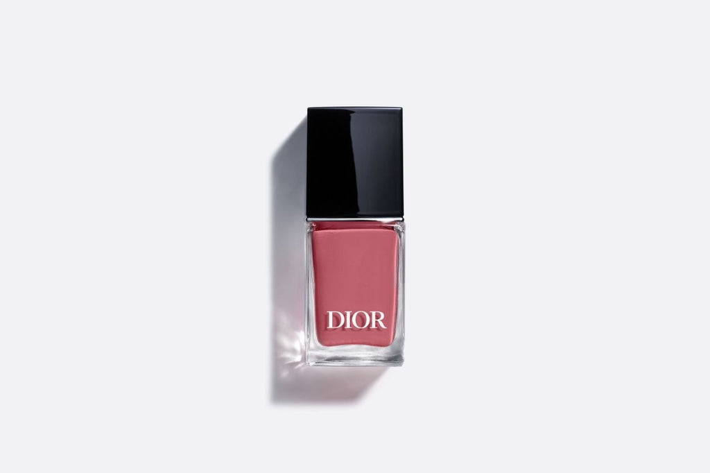 Dior Vernis nail polish dark burgundy shade